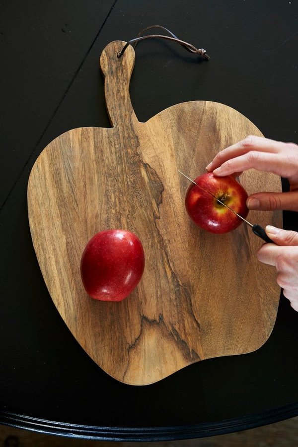 Rivièra Maison - An Apple A Day Chopping Board